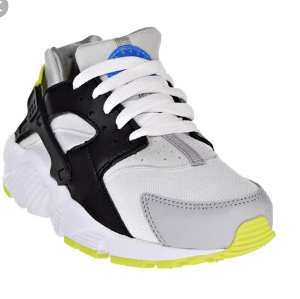 📚 BTS Big Kids SZ4.5 Brand New Hurache White/Blk